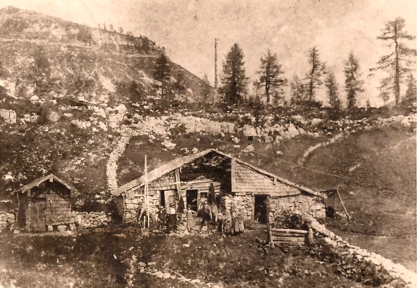 Blick auf die Alm 1913